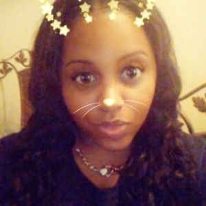 Meet your Posher, Alicia